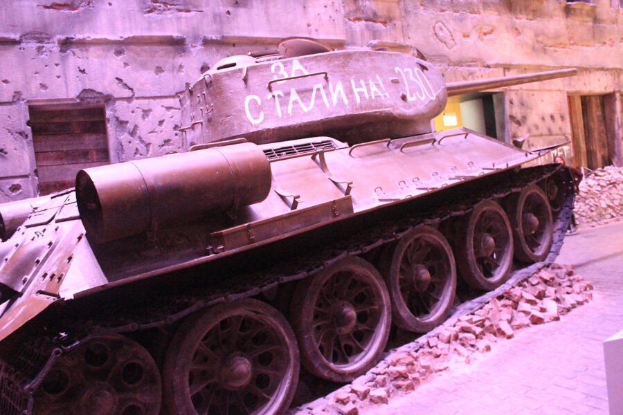 Czołg - eksponat w Gdańskim Muzeum II Wojny Światowej.
